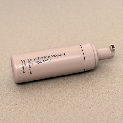 Mousse nettoyante intime sans rinçage pour homme 